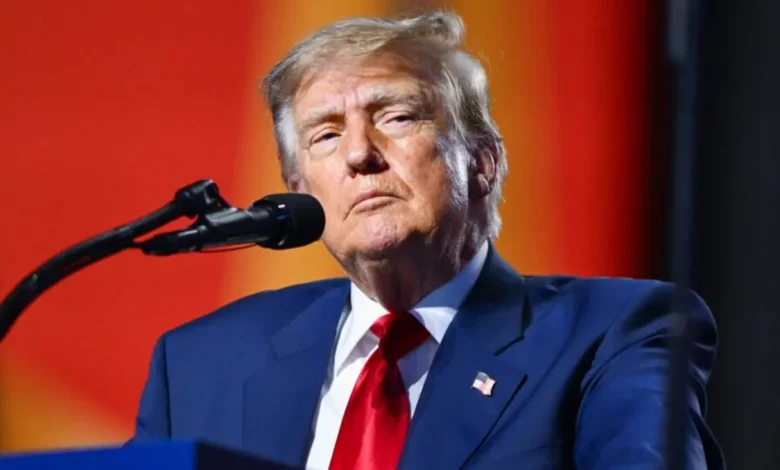 O Senado dos Estados Unidos aprovou medida que amplia a autonomia de Donald Trump para conduzir operações militares contra o Irã. Entenda a decisão.
