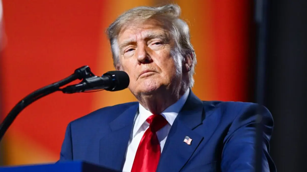 Senado dos EUA Dá 'Carta Branca' a Trump em Operações Contra Irã 6 O Senado dos Estados Unidos aprovou medida que amplia a autonomia de Donald Trump para conduzir operações militares contra o Irã. Entenda a decisão.