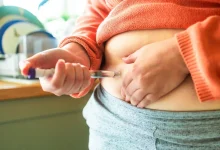 A Anvisa aprovou um inovador medicamento que combina insulina e semaglutida para o tratamento do diabetes. Saiba como essa novidade impacta a saúde.
