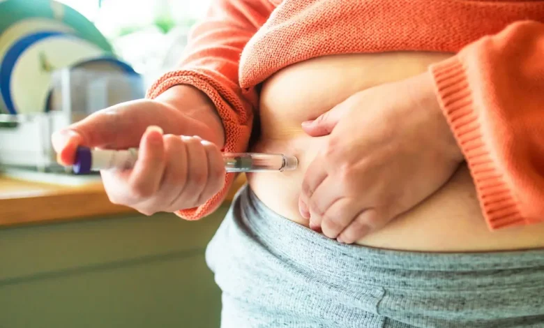 A Anvisa aprovou um inovador medicamento que combina insulina e semaglutida para o tratamento do diabetes. Saiba como essa novidade impacta a saúde.