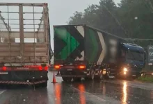 Um caminhão derrapou na Rodovia Raposo Tavares, entre Assis e Palmital, causando lentidão e transtornos no tráfego. Confira os detalhes do ocorrido.