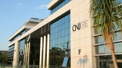 Governo Federal amplia recuperação de precatórios para R$ 7 bilhões. Entenda como a medida impacta as contas públicas e o pagamento de dívidas judiciais.