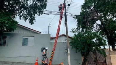 Energisa antecipa plano emergencial e reforça equipes operacionais para tempestades no fim de semana na região. Veja orientações e canais de contato.