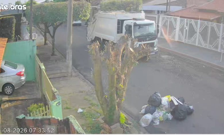 lixo nas esquinas