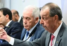 A discussão sobre o fim da escala 6x1 enfrenta impasses no Senado. Sessão foi suspensa após resistência da oposição em avançar com a pauta.