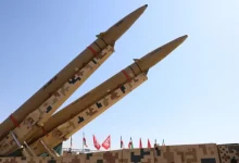 Especialistas alertam para o crescente risco de uma guerra em grande escala. Entenda os fatores geopolíticos que desafiam a estabilidade internacional.