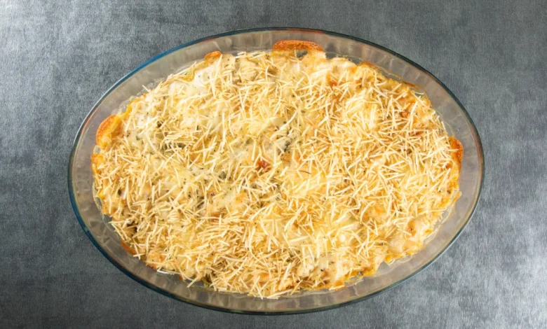 Quer preparar um almoço especial? Aprenda nossa receita exclusiva de fricassê de frango cremoso. Prato simples, saboroso e perfeito para o fim de semana.