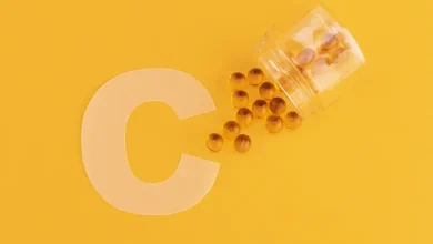 Estudos recentes revelam como a vitamina C pode auxiliar no combate a alterações pré-cancerígenas no sangue. Entenda os benefícios e as recomendações médicas.