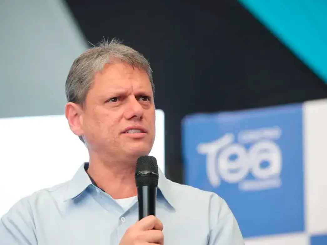 Tarcísio de Freitas cumpre agenda oficial em Assis nesta quinta 6 O governador Tarcísio de Freitas visita Assis nesta quinta-feira (24) para compromissos de campanha. Confira os detalhes da agenda na região.