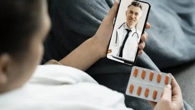 A AGU notificou o YouTube para remover vídeos de falsos médicos criados por IA que prometem curas milagrosas e enganam a população brasileira. Confira.