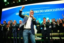 Senador Flávio Bolsonaro avalia propostas para a segurança pública e surpreende ao comparar medidas com a atuação em El Salvador. Confira os detalhes.