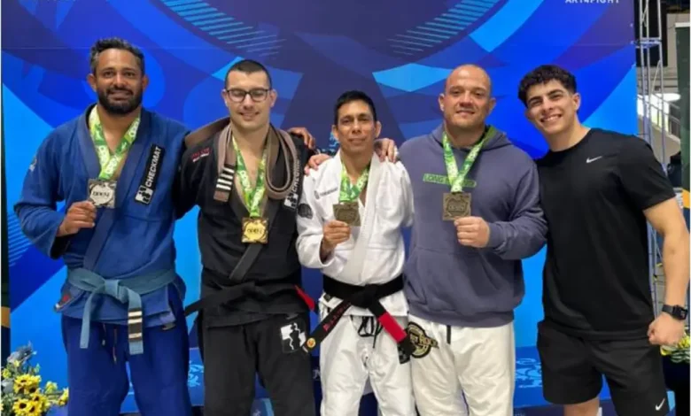 Atletas de Paraguaçu Paulista conquistam cinco medalhas de destaque no Curitiba Spring International Open 2026. Confira os detalhes da competição.