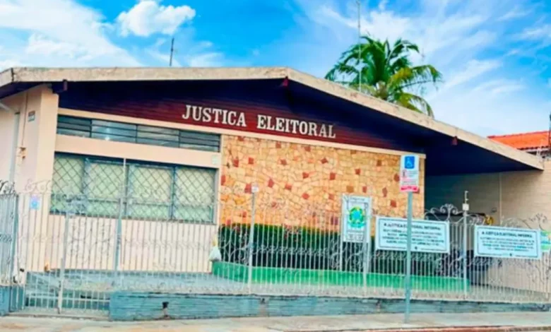 Mais de 30 mil eleitores estão aptos a participar das eleições neste domingo em Paraguaçu Paulista. Confira os detalhes e locais de votação.