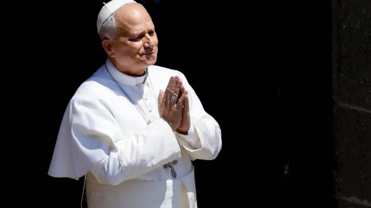 Em audiência histórica no Vaticano, o Papa Leão XIV recebeu executivos da Mercedes-Benz para debater sustentabilidade, ética e o futuro da mobilidade.