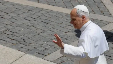 Papa Leão XIV faz forte defesa do cristianismo autêntico e critica mensagens superficiais na fé. Confira a análise completa sobre o posicionamento.