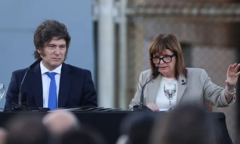 Aliada do presidente argentino Javier Milei reconhece a vitória de Lula nas eleições, mas dispara críticas severas contra a imparcialidade da Justiça brasileira.