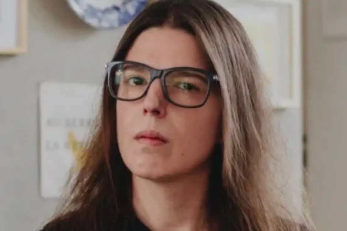 Camila Kfouri, filha do renomado jornalista Juca Kfouri, faleceu aos 48 anos. Saiba mais detalhes sobre essa perda no meio jornalístico.