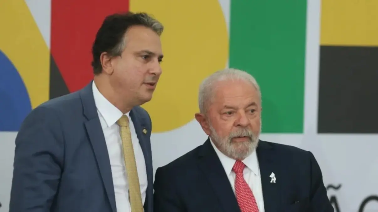 A campanha do presidente Lula acusa o senador Flávio Bolsonaro de recusar a abertura de sigilos em acordo firmado junto ao Tribunal Superior Eleitoral.