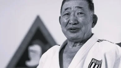 O esporte brasileiro chora a perda de Chiaki Ishii, primeiro medalhista olímpico da história do judô nacional. Conheça seu legado inestimável.