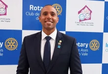 Rodrigo de Souza ressalta a importância vital da vacinação e o compromisso histórico do Rotary Internacional na erradicação global da poliomielite.